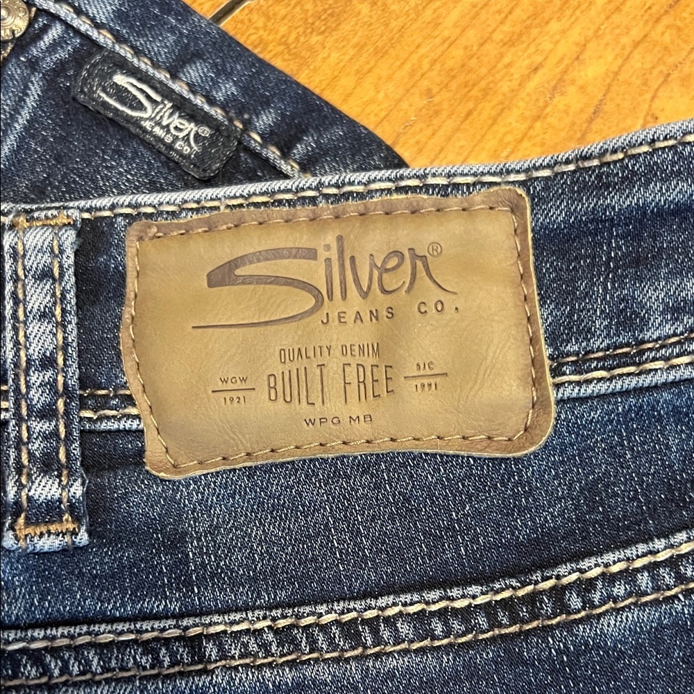 Silver Sam Jeans + - Picture 8 of 9